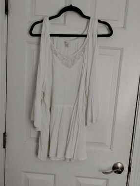 Cato Cream Lace-Detail Peasant Tunic
